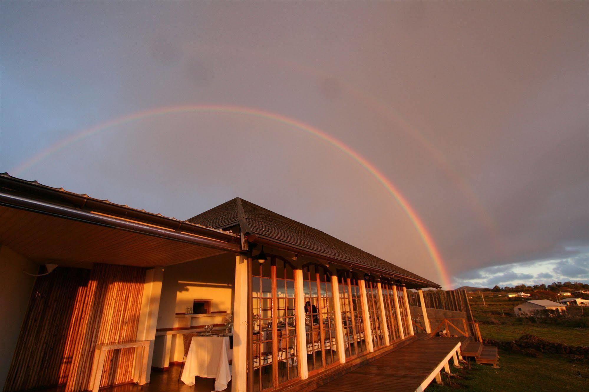 Hotel Altiplanico Isla De Pascua Hanga Roa Exterior foto